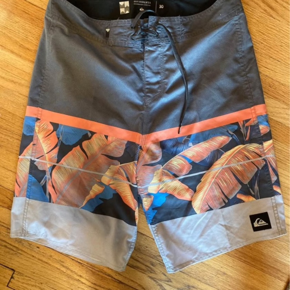 Quiksilver Men's Leaf Print Board Shorts - Gray and Orange